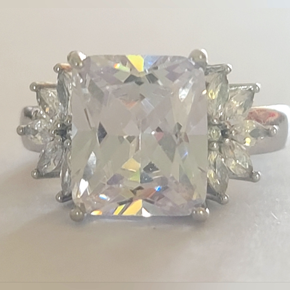 Silver ring size 8